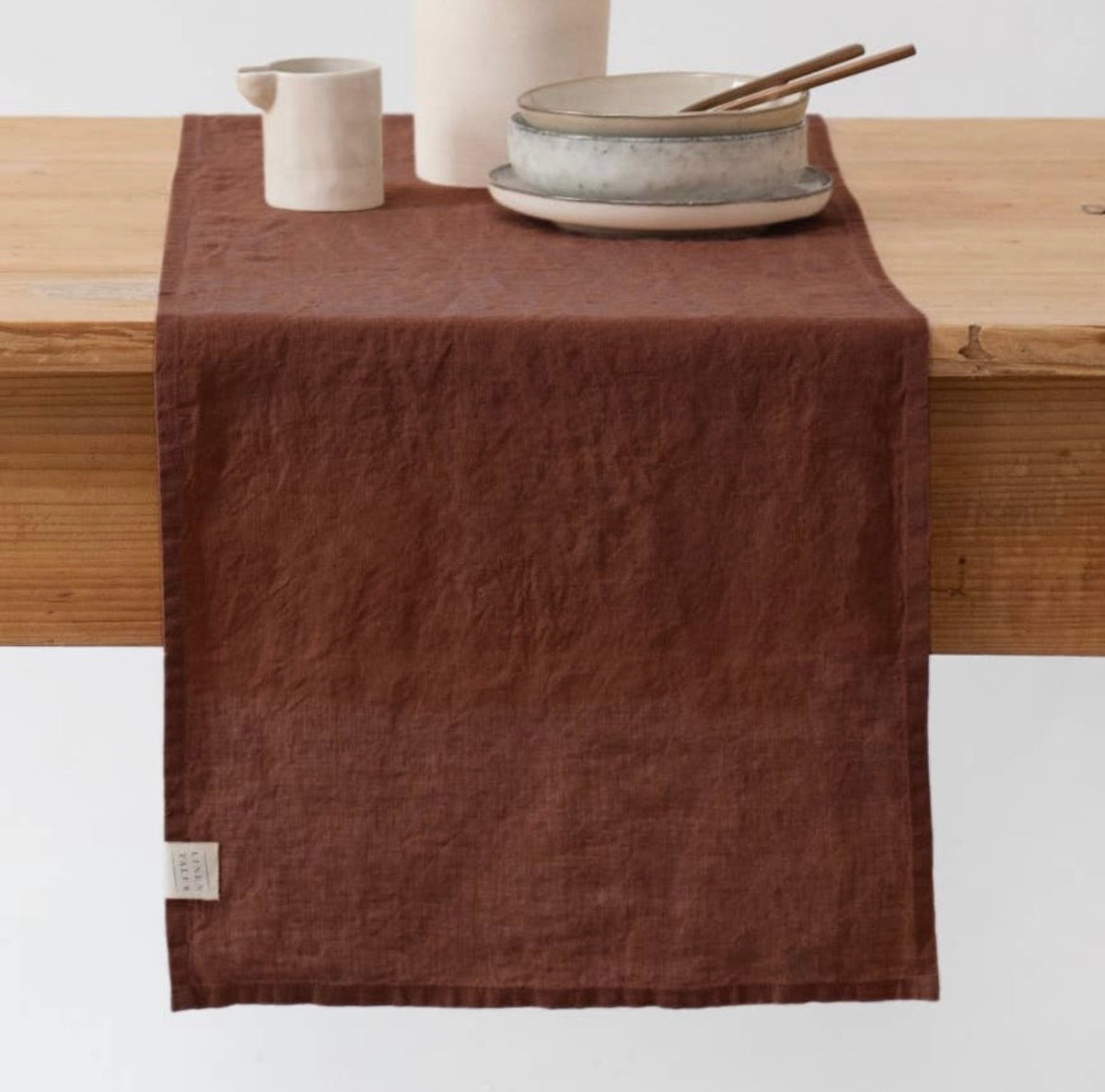 CHELSEA TABLE RUNNER