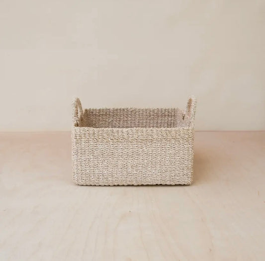 HANDWOVEN SQUARE TABLETOP BASKET