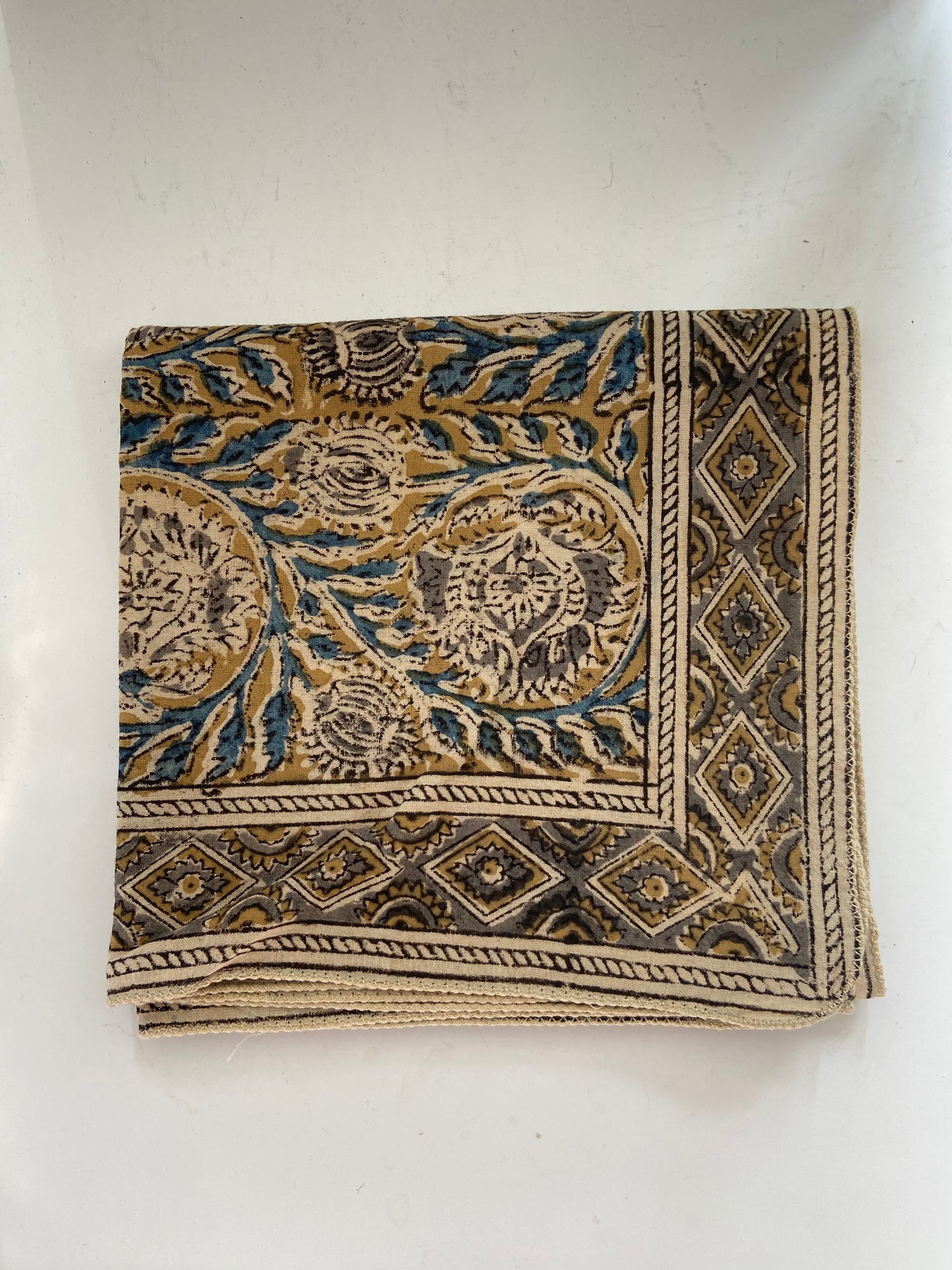 Stella Bandana