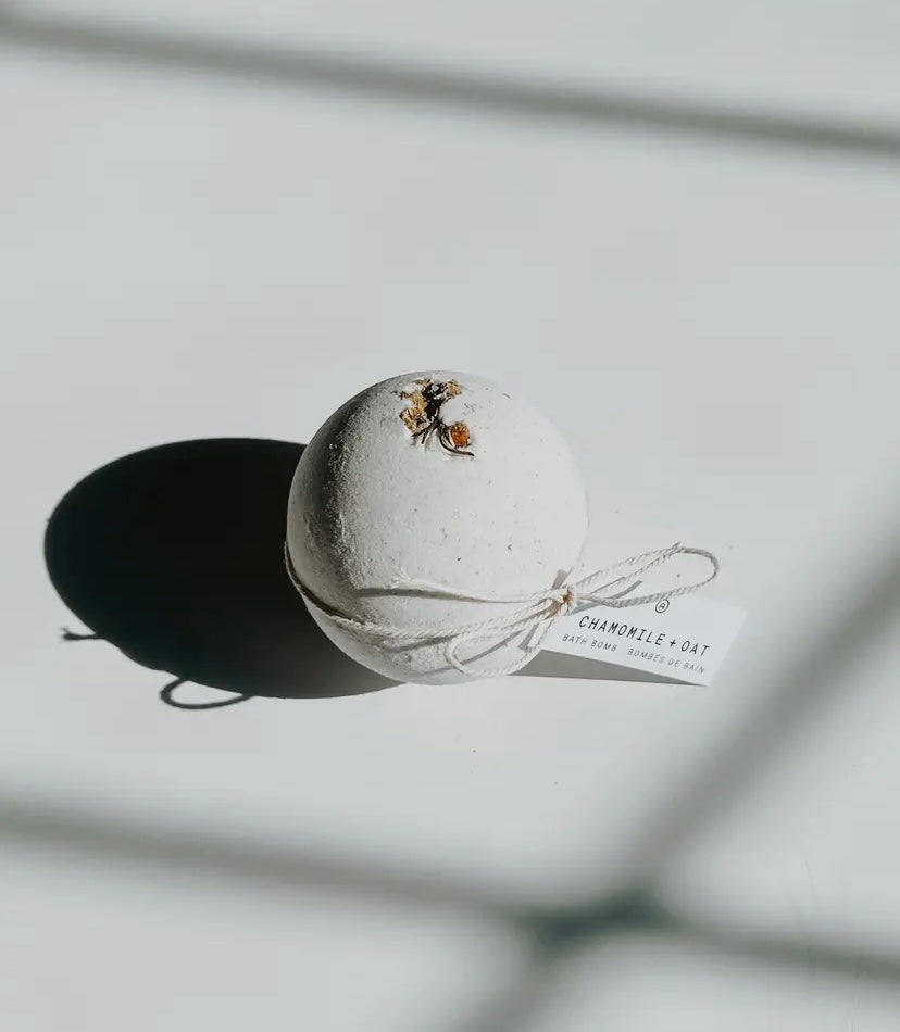 CHAMOMILE + OAT BATH BOMB