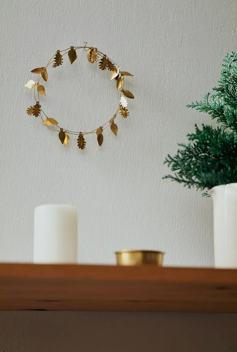 BRASS GARLAND
