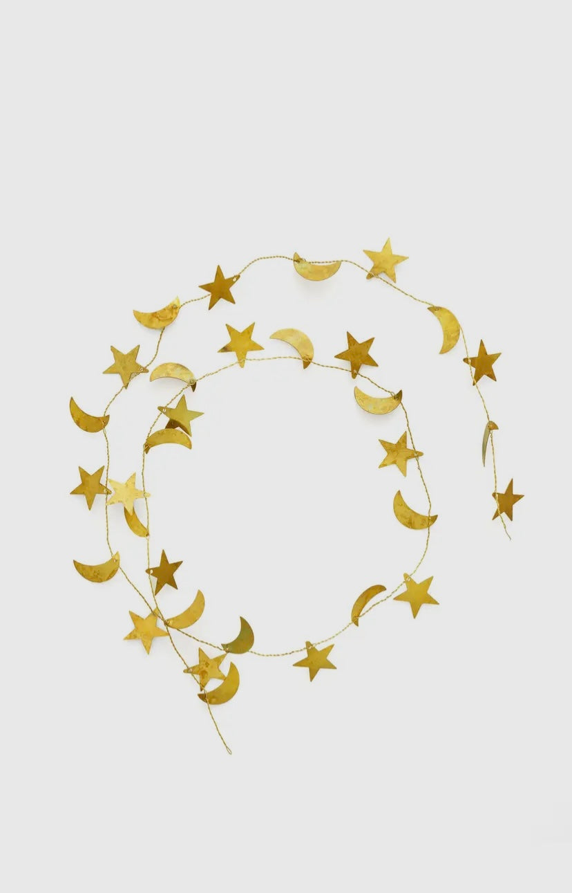 BRASS GARLAND