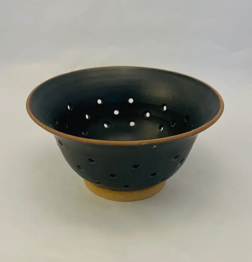 CERAMIC COLANDER