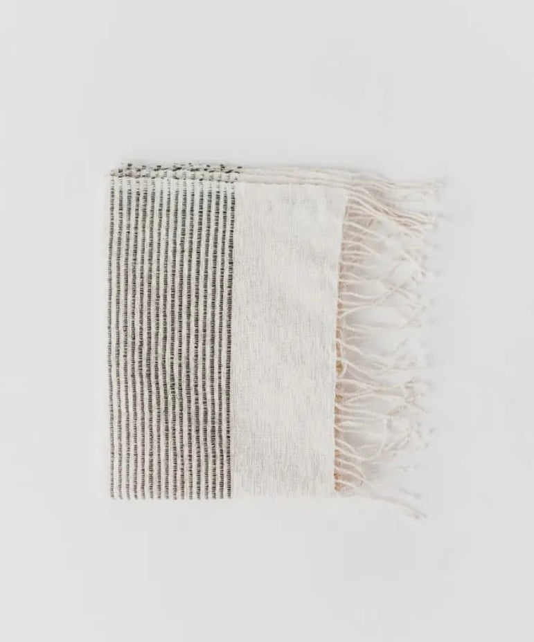 REMI WOVEN HAND TOWEL