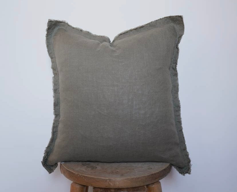 FRINGED LINEN PILLOW COVER MOSS