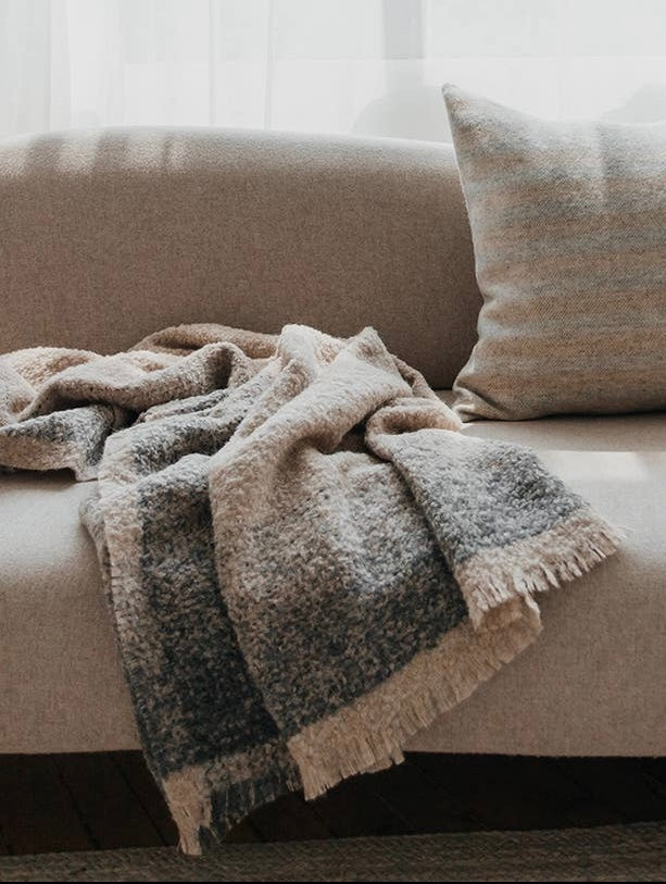 WHITEHORSE THROW