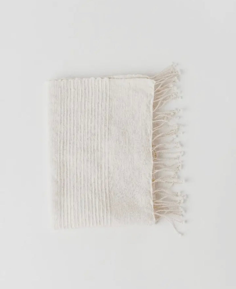 REMI WOVEN HAND TOWEL