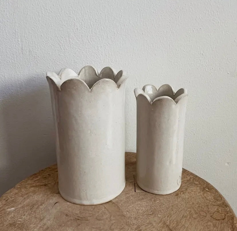 Two sizes of the handmade scalloped base.