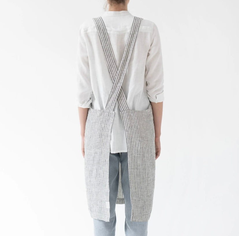 THIN STRIPE LINEN APRON (Back)