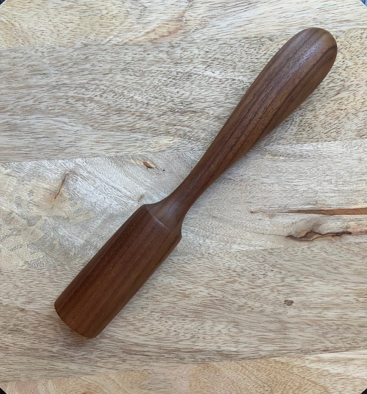 WALNUT MUDDLER
