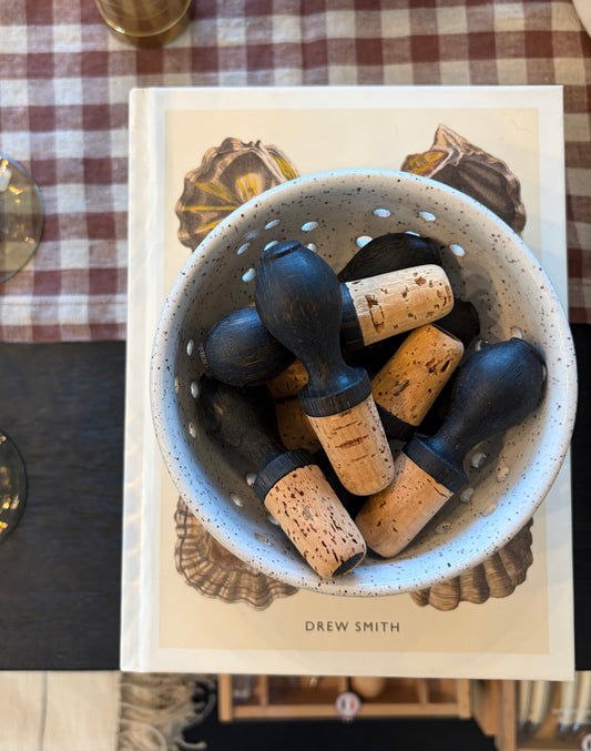 EBONIZED OAK WINE STOPPER