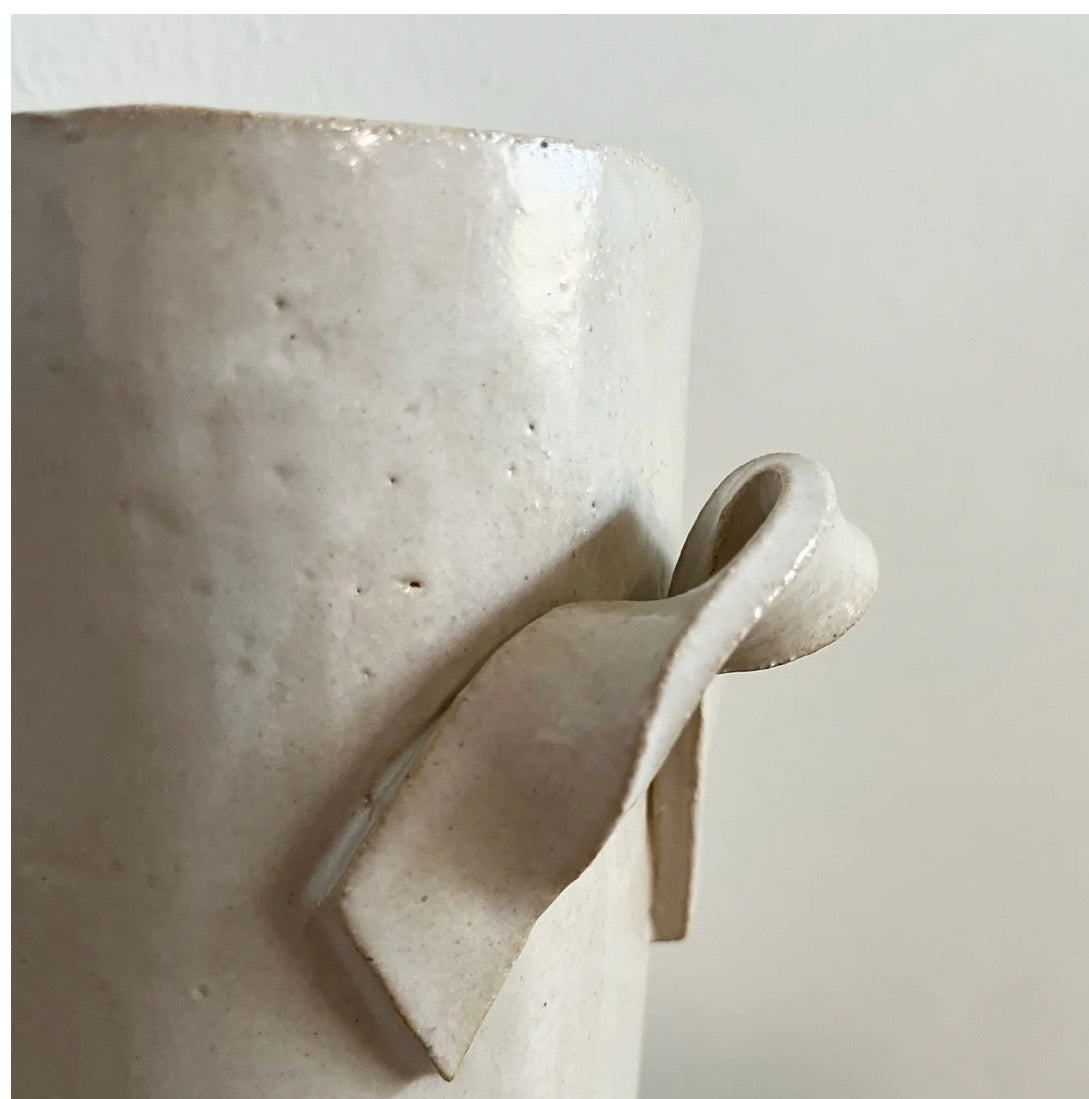 HANDLED VASE Salto