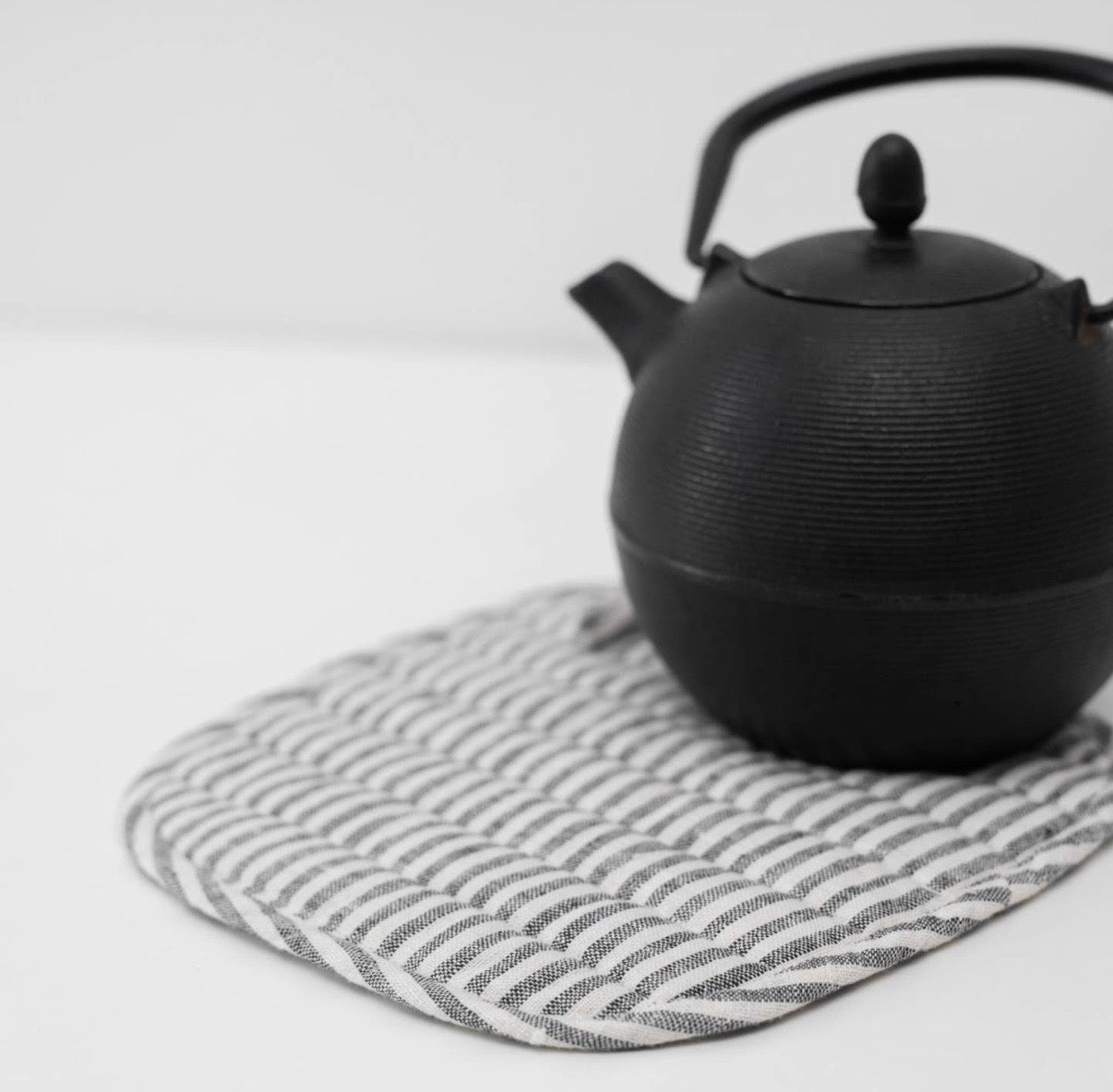 LINEN POTHOLDER