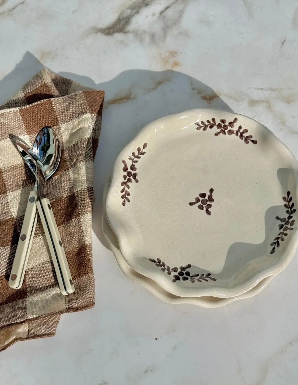 FLORA HAND PAINTED DESSERT PLATE