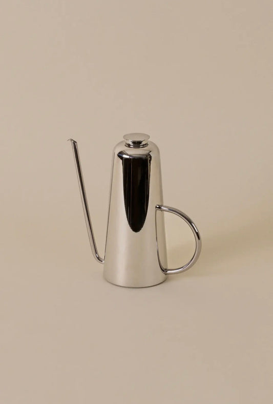 DRIPLESS OIL CAN