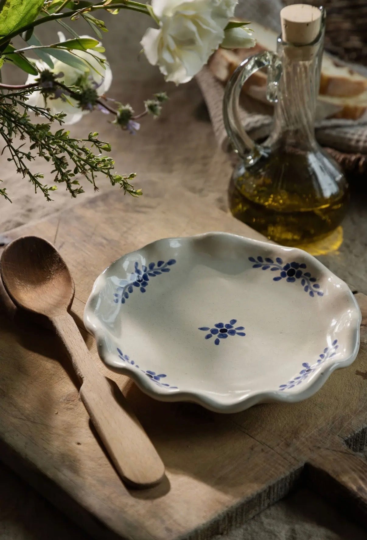 FLORA HAND PAINTED DESSERT PLATE