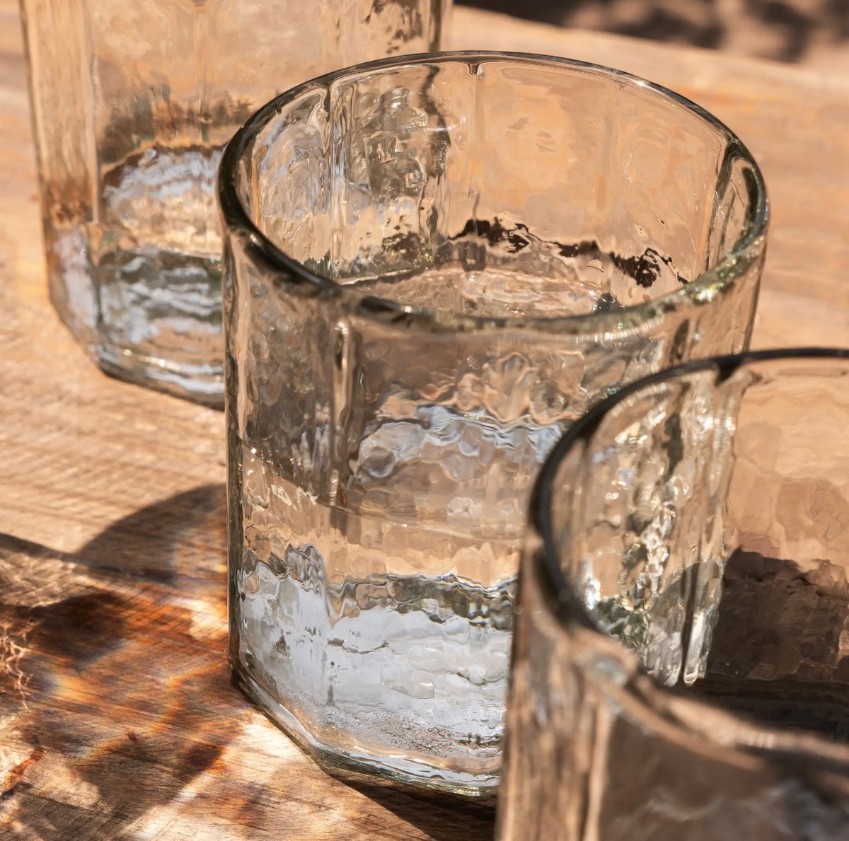 BEVEL PEBBLED TUMBLER