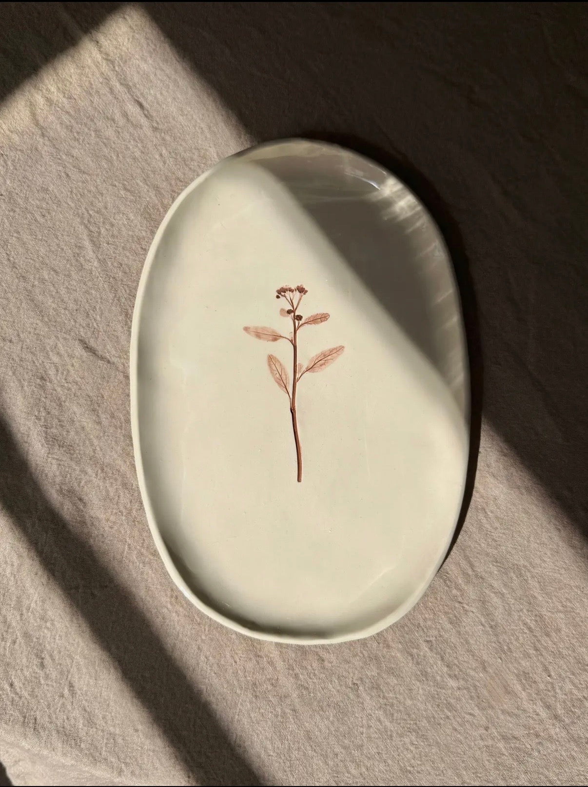 HAND-PAINTED WILDFLOWER TRAY