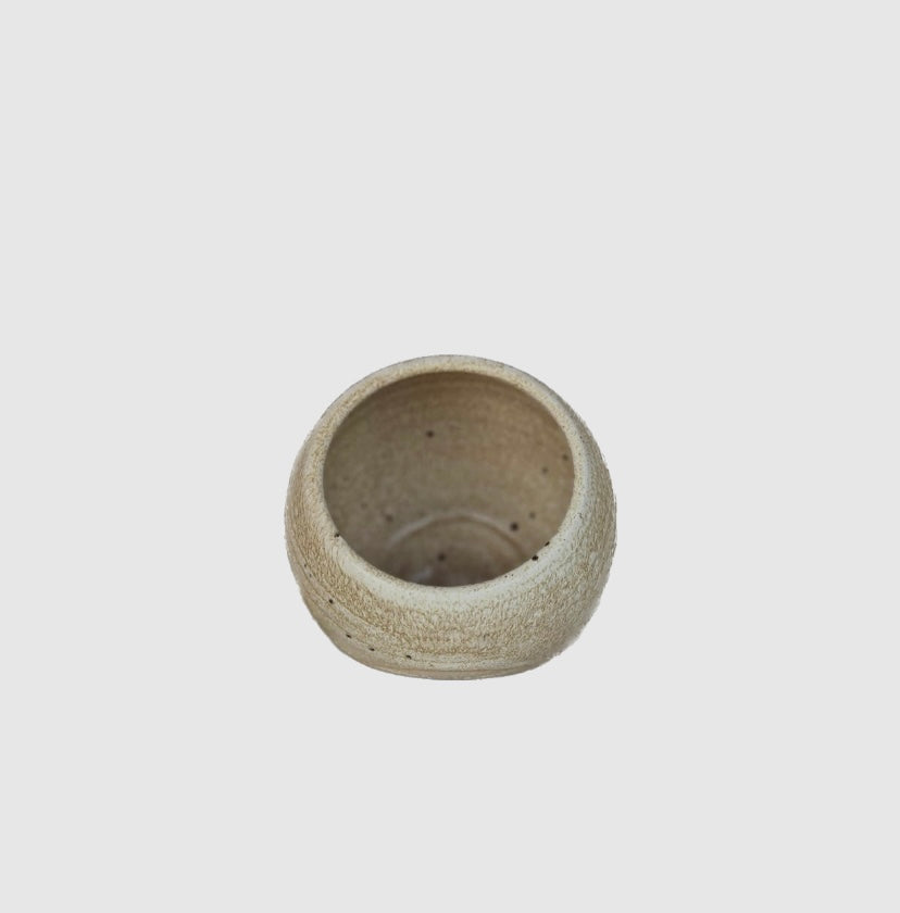 Artisan-crafted salt keeper made in the UK with open-mouth design.