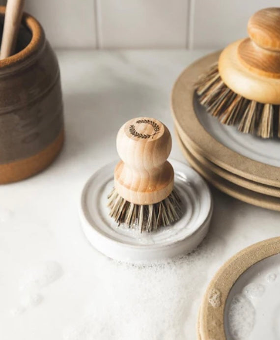 LAUREL POT BRUSH SET Farmhouse Pottery