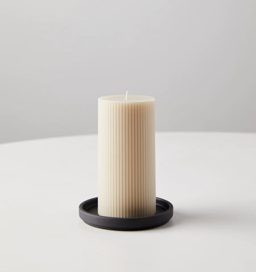RIBBED PILLAR CANDLE
